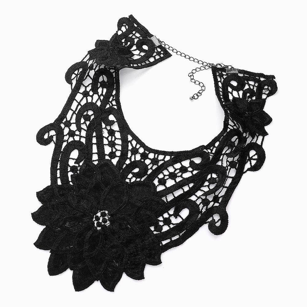 Gaudy Flower Lace Black Clothing Necklace